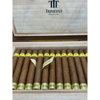 Trinidad Robusto Extra Travel Humidor 